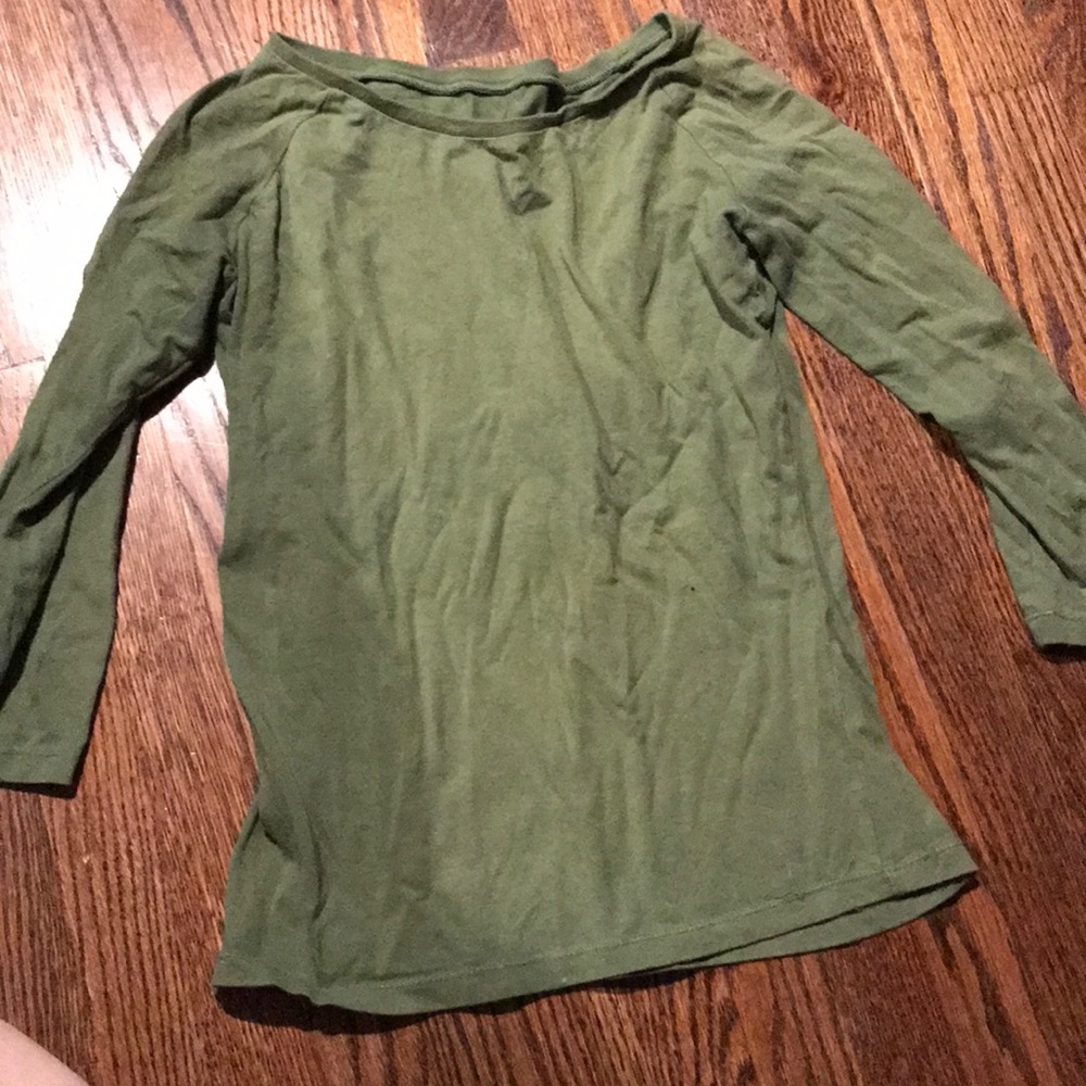 Hanes tee